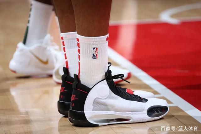 最新亚洲球员身价Top10：久保建英5000万欧元高居第1